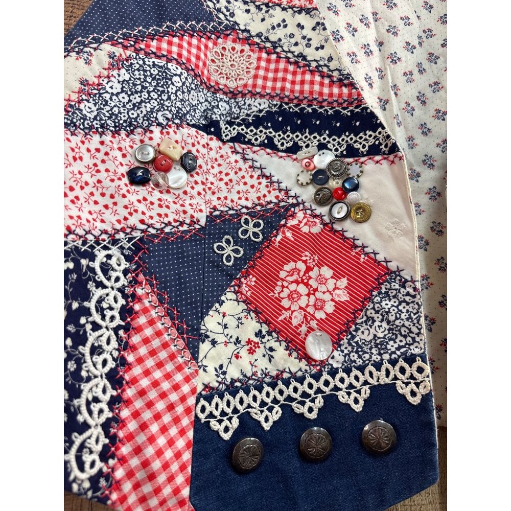 Patchwork Quilted Vest With Buttons & Lace - image 2
